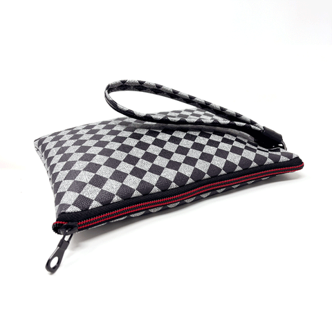 Iconic rhombus red stripe zip makeup